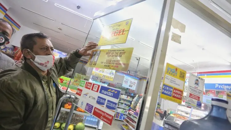 Langgar Jam Operasional, Sembilan Minimarket di Kota Bandung Disegel