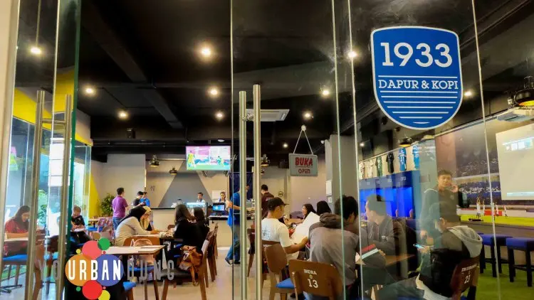 Kafe Persib Bangkrut?