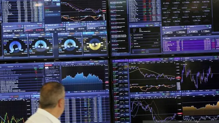 Saham Inggris Balik Melemah, Indeks FTSE 100 Terpangkas 1,30 Persen
