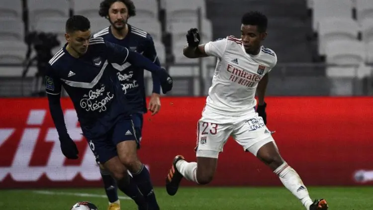Lyon Puncaki Klasemen Liga Prancis Berkat Kemenangan 2-1 atas Bordeaux