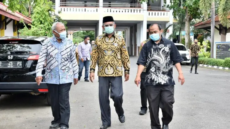 Kawal Realisasi Bantuan RKB, DPRD Jabar Tinjau Universitas Wiralodra