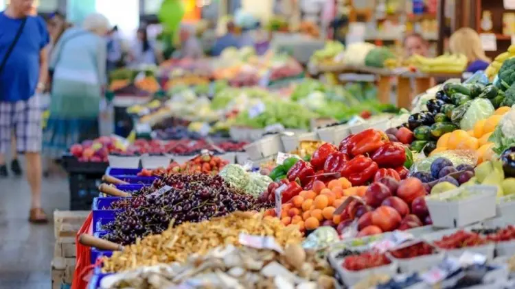 Siap-siap! Pedagang Vaksar Prioritas Vaksinasi Tahap 2