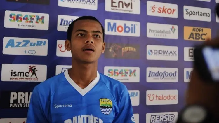 Ardi Dudung Jaga Sentuhan Bola