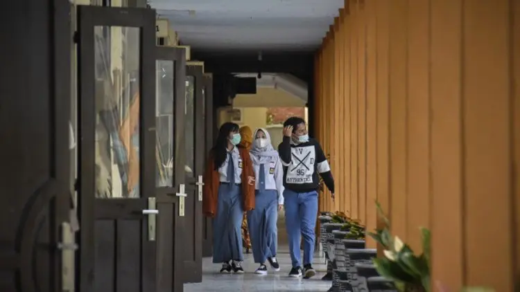 Kemendikbud: SKB soal Seragam Sekolah Tidak Mengurangi Hak Beragama