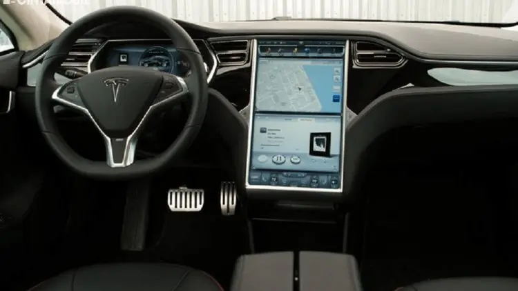 Tesla Recall 134.951 Unit Model S dan Model X