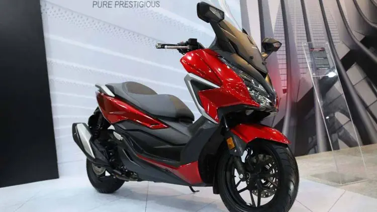 Honda Segarkan Produk Skutik Premium 