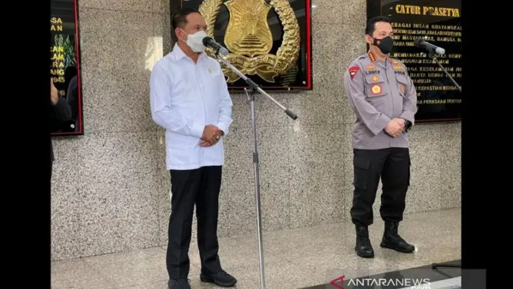 Menpora Temui Kapolri Bahas Perizinan Kompetisi Olahraga