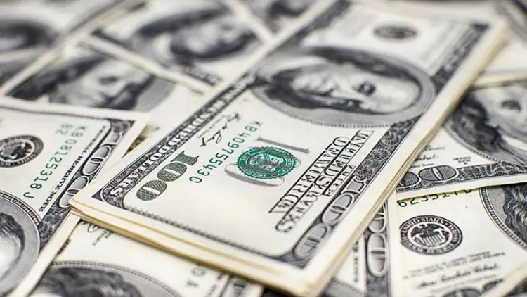 Dolar AS Jatuh ke Terendah Dua Minggu, Bitcoin Bidik 50.000 Dolar
