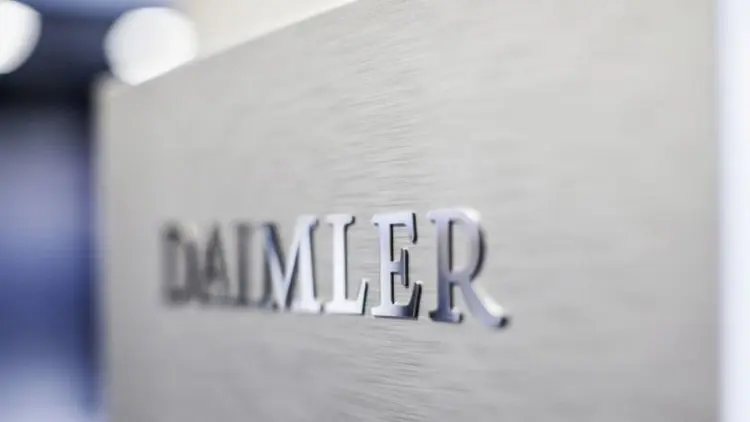 Daimler Akan Pecah Jadi 2 Perusahaan Independen