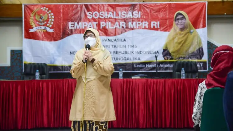 Ledia Hanifa:Hadapi Tantangan Melalui Pengamalan Empat Pilar Kebangsaan