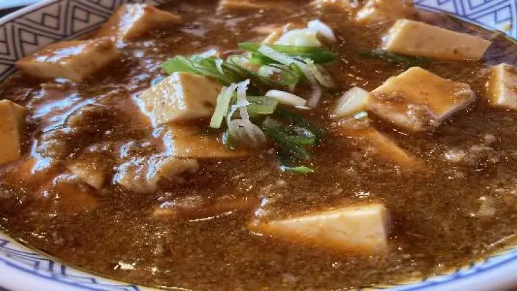 Nikmat Beef Mapo Tofu dengan Nasi Hangat