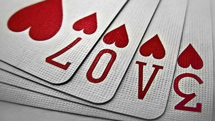 Ungkap Cinta dengan Cara Unik