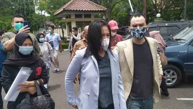 Marshanda Ungkapkan Karen Poore Mau 2 Kali Bunuh Diri