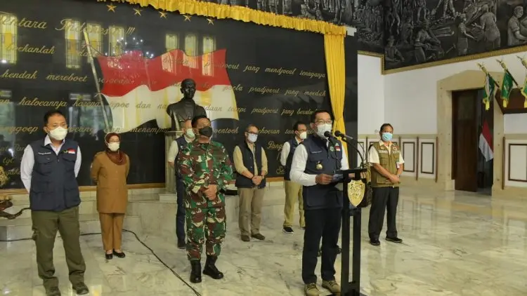Ridwan Kamil Setuju Berikan Sanksi Untuk Penolak Vaksin
