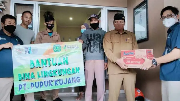 Pupuk Kujang Salurkan Bantuan Kebencanaan di Sejumlah Lokasi