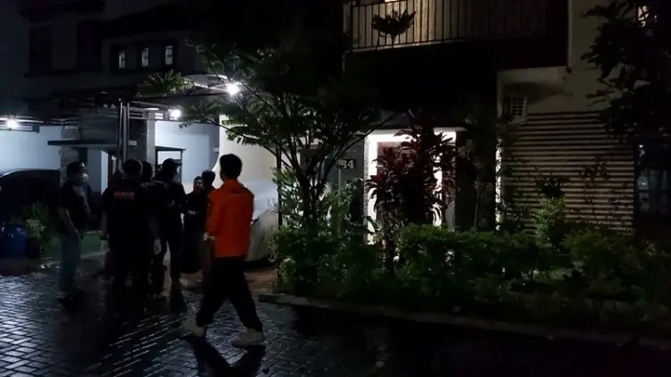Seorang Lansia Ditemukan Tewas Bersimbah Darah di Kamar Mandi