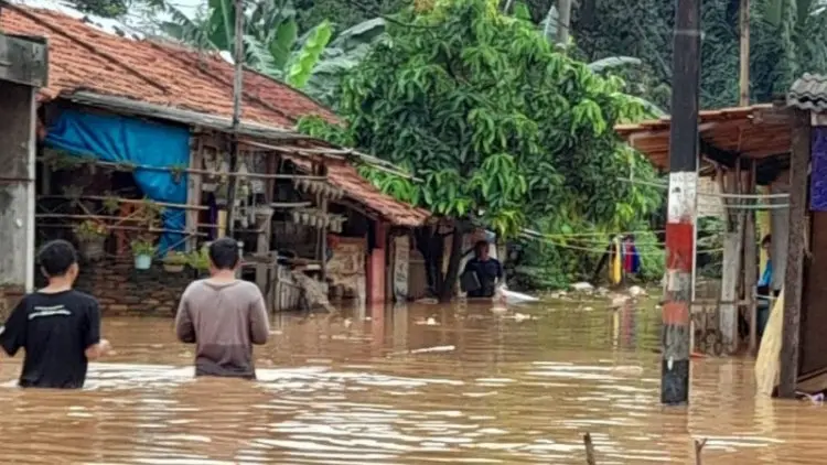 Banjir di Karawang Melanda Sejumlah Kawasan Perkotaan