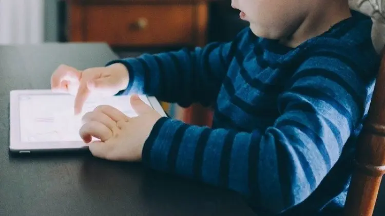 Penting! Kiat Orang Tua Buat Konten Edukatif untuk Anak