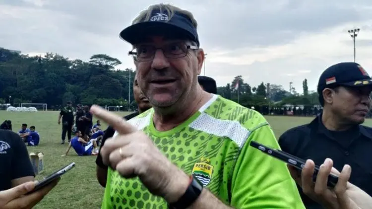 Persib Jalin Komunikasi dengan Pemain Anyar