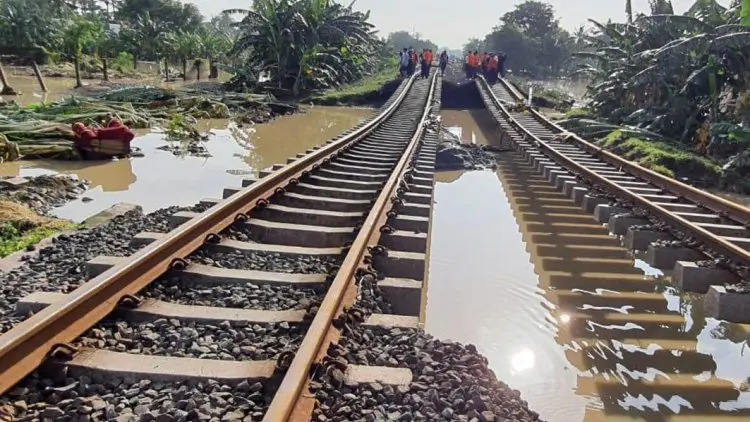 KAI: Satu Rel di Kedunggedeh-Lemahabang Bisa Dilalui Hari Ini