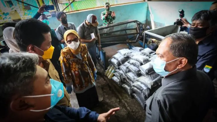 Kota Bandung Raih Penghargaan dari KLHK soal Pengurangan Sampah