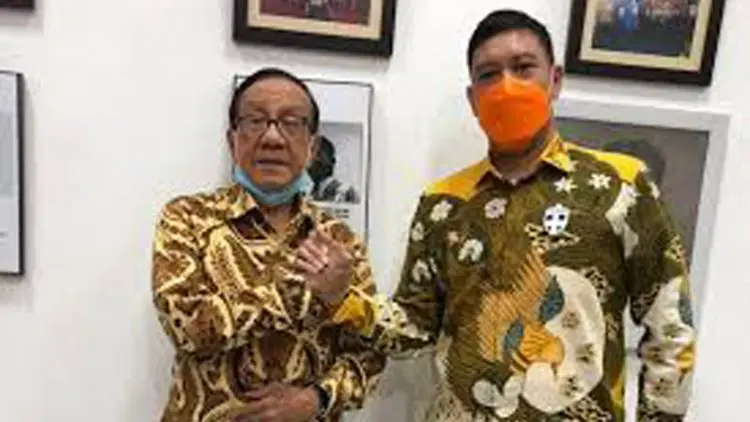Akbar Tanjung Dukung Dave Laksono sebagai Ketum Kosgoro 1957