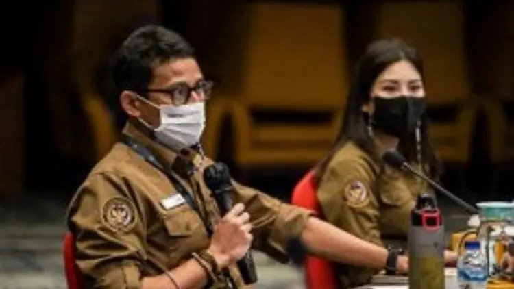 Sandiaga Optimis Vaksinasi Bangkitkan Pariwisata Indonesia 2021
