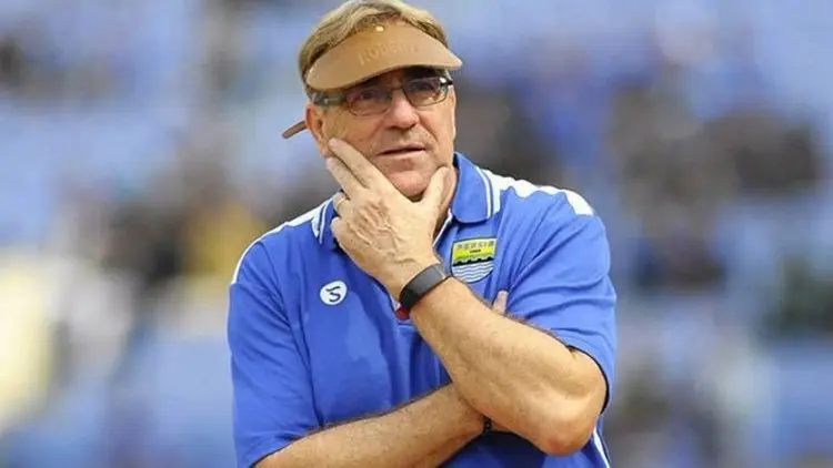 Robert Alberts Sebut Ferdinand Sinaga Tertarik Kembali ke Persib