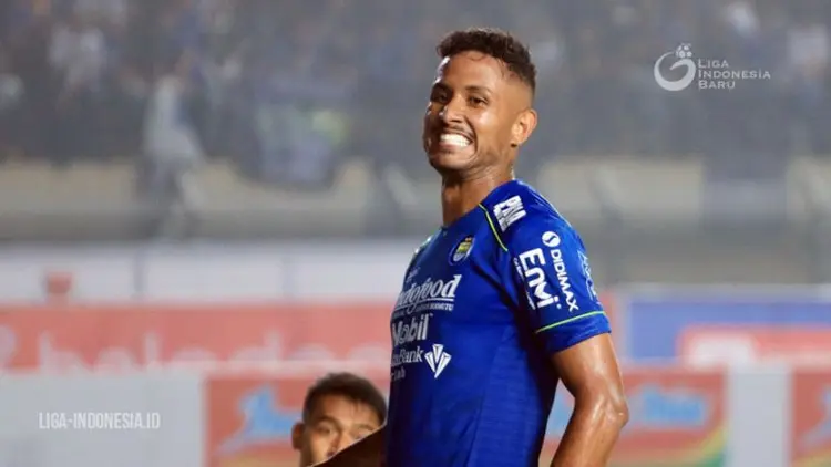 Nick Kuipers Datang, Bagaimana Wander Luiz?
