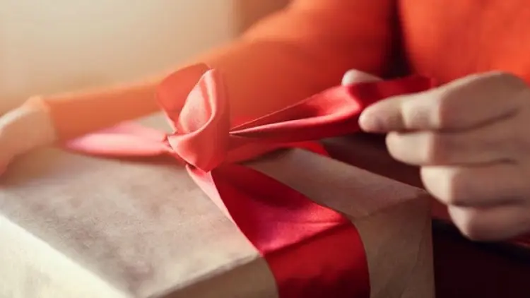 Hati-hati! Ada Hadiah tapi Rasanya Seperti Utang