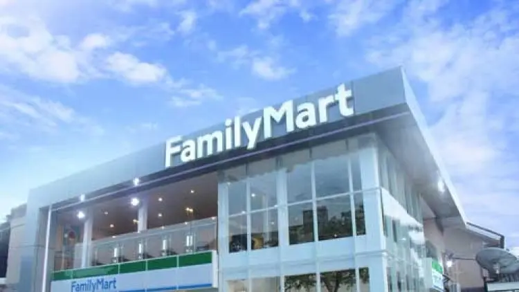 Tri Bantu Percepat Transformasi Digital FamilyMart