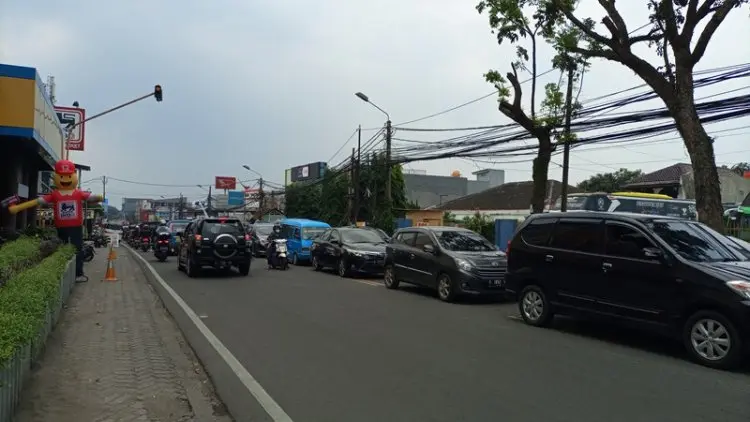 Ganjil Genap Direlaksasi, Jalan Kota Bogor Padat