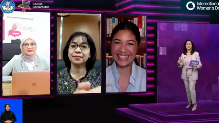Perempuan Indonesia Memilih untuk Tumbuh di Tengah keterbatasan