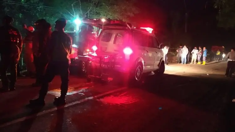 Jalan Menurun Panjang Lokasi Kecelakaan Bus Sumedang