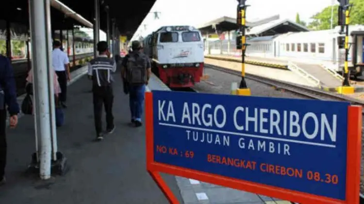 KAI Cirebon: Terdapat 45 Perjalanan KA pada Hari Libur Nasional