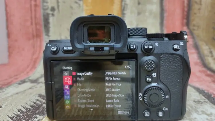 Kencan Singkat Bersama Kamera Sony Alpha 7S III