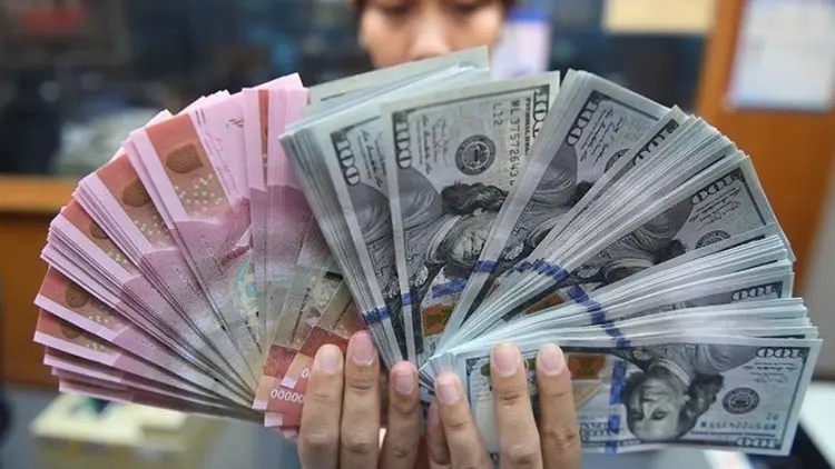Rupiah Jumat Pagi Menguat 65 Poin