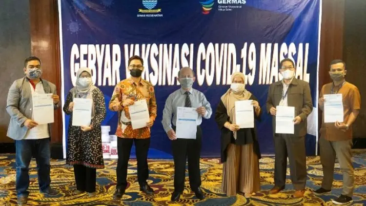 Tujuh Dosen Unikom Disuntik Vaksin Covid-19
