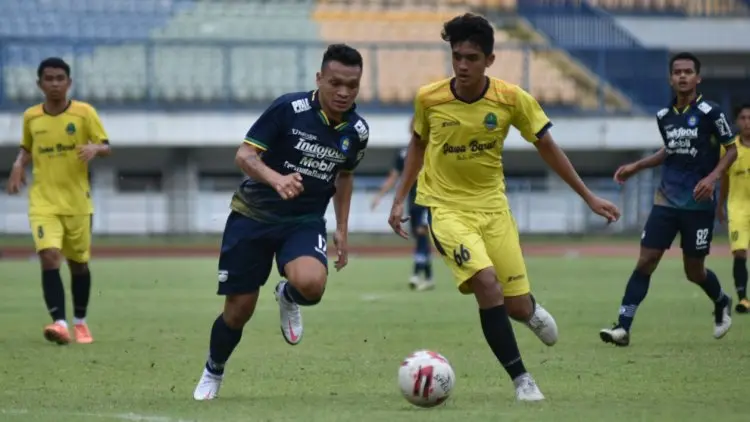 Duh, Robert Bilang Ferdinand Sinaga Kegemukan