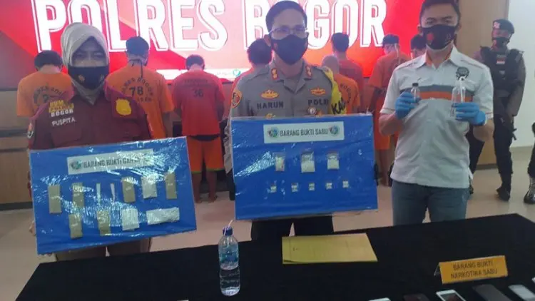 Sat Narkoba Polres Bogor Tangkap 8 Pengedar Narkoba, Ini Barang Buktinya
