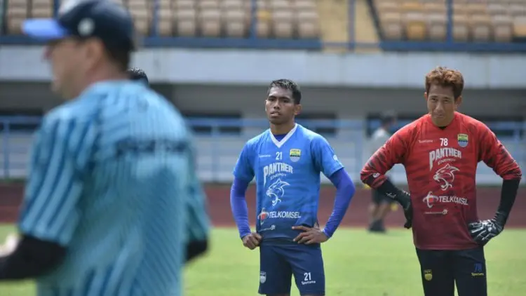 Robert Alberts Mulai Khawatirkan Skuat Persib