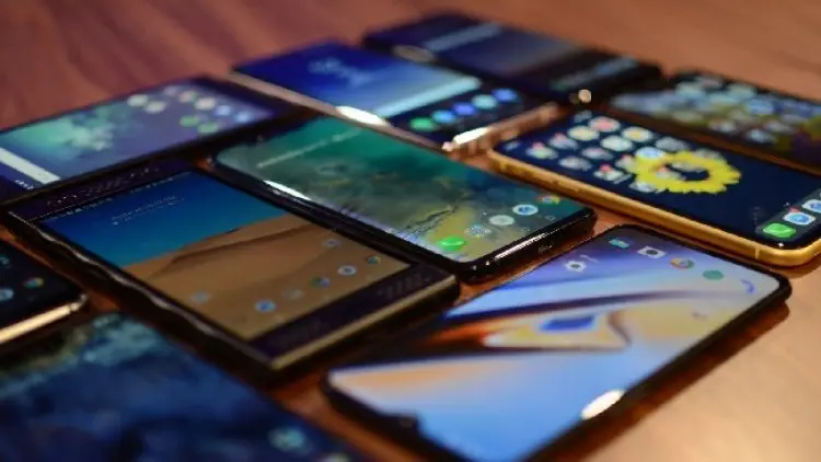 Registrasi IMEI Kurangi Peredaran Ponsel Ilegal