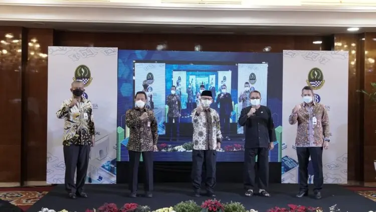 Kolaborasi bank bjb Wujudkan Visi Jabar Goes Digital