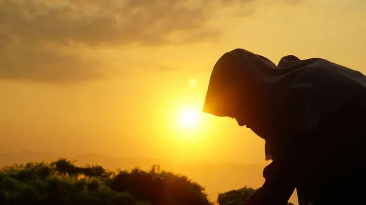 Tips Mencari Calon Istri Religius