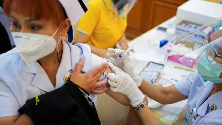 Sinovac Klaim Vaksin Covid-19 Aman Digunakan Bayi dan Remaja
