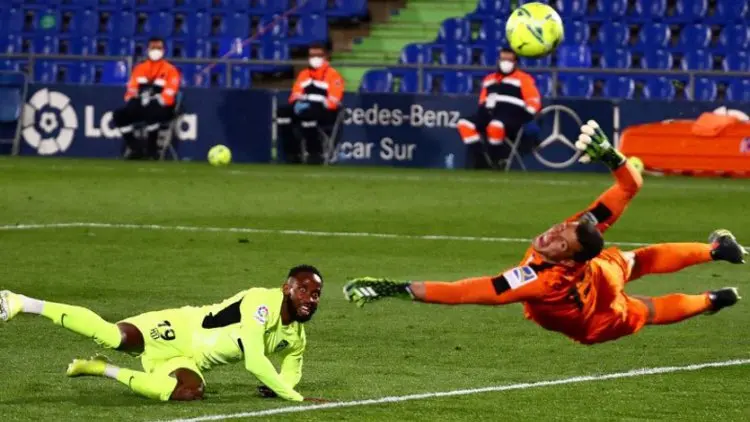 Pemain Atletico Moussa Dembele Dikabarkan Pingsan Saat Latihan