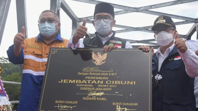 Jembatan Cibuni Permudah Akses Warga Cianjur-Sukabumi Selatan