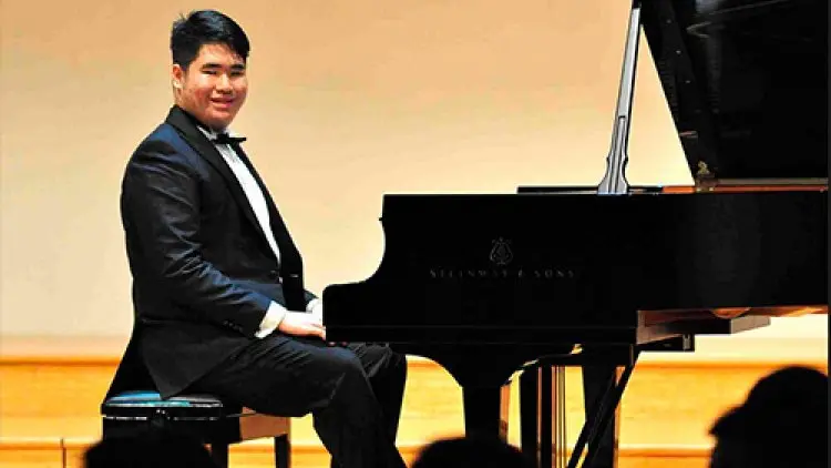 Jonathan Kuo Konser Daring The Russian Connections