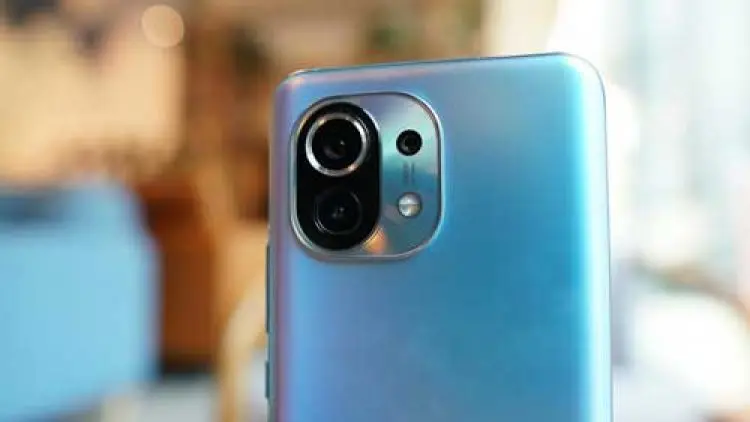 Mengintip Jeroan si 'Flagship' Mi 11, Seperti Apa?