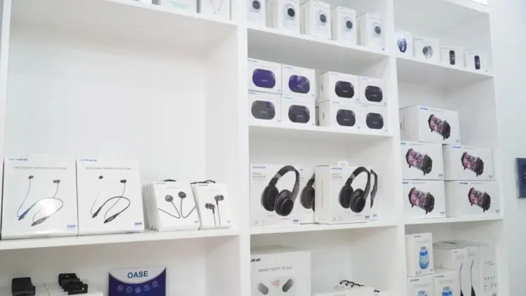 OASE Resmikan Outlet Pertama di ITC Roxy Mas